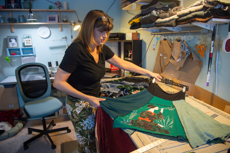 Rags to Riches: Clark County women turn castoff clothes into wearable art -  The Columbian